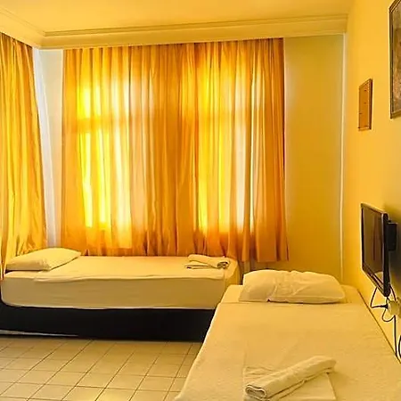 Damlatas Elegant Hotell 3*